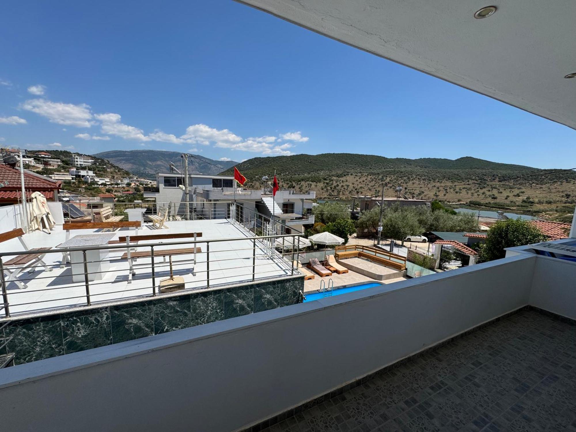 Center & Pool Villa
