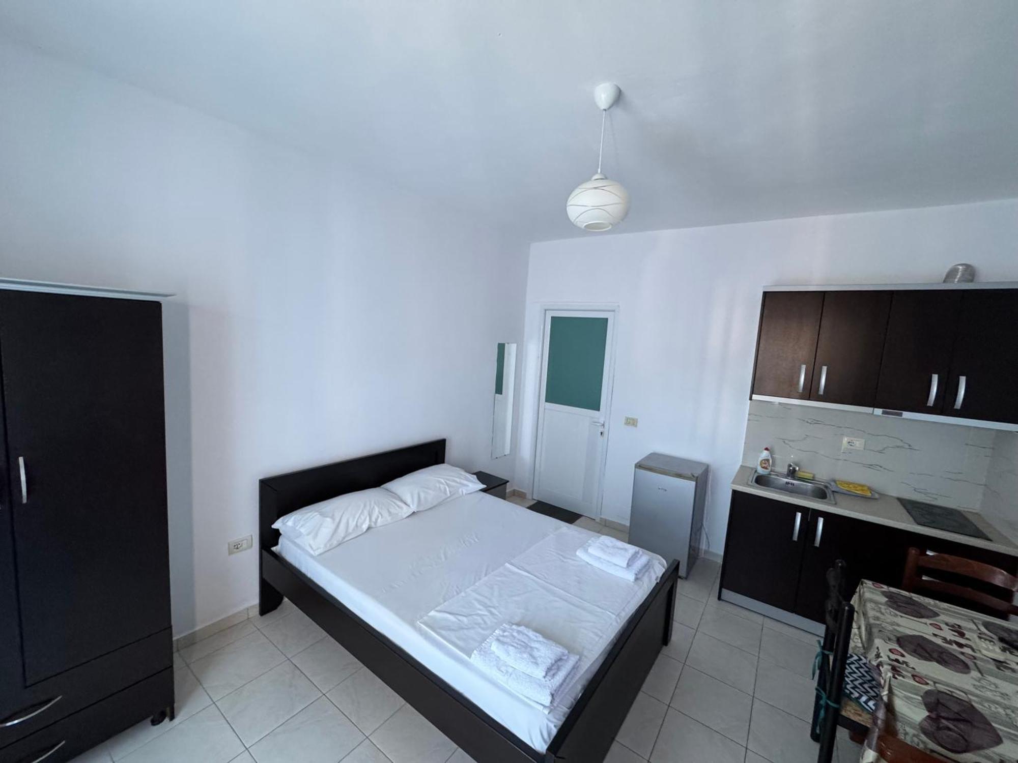 Center & Pool Villa *