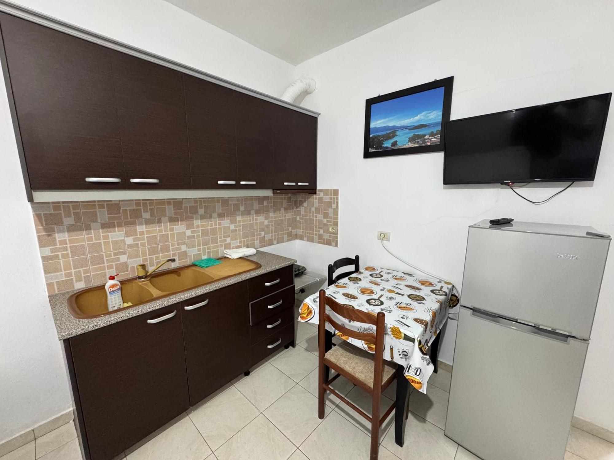Villa Center & Pool *